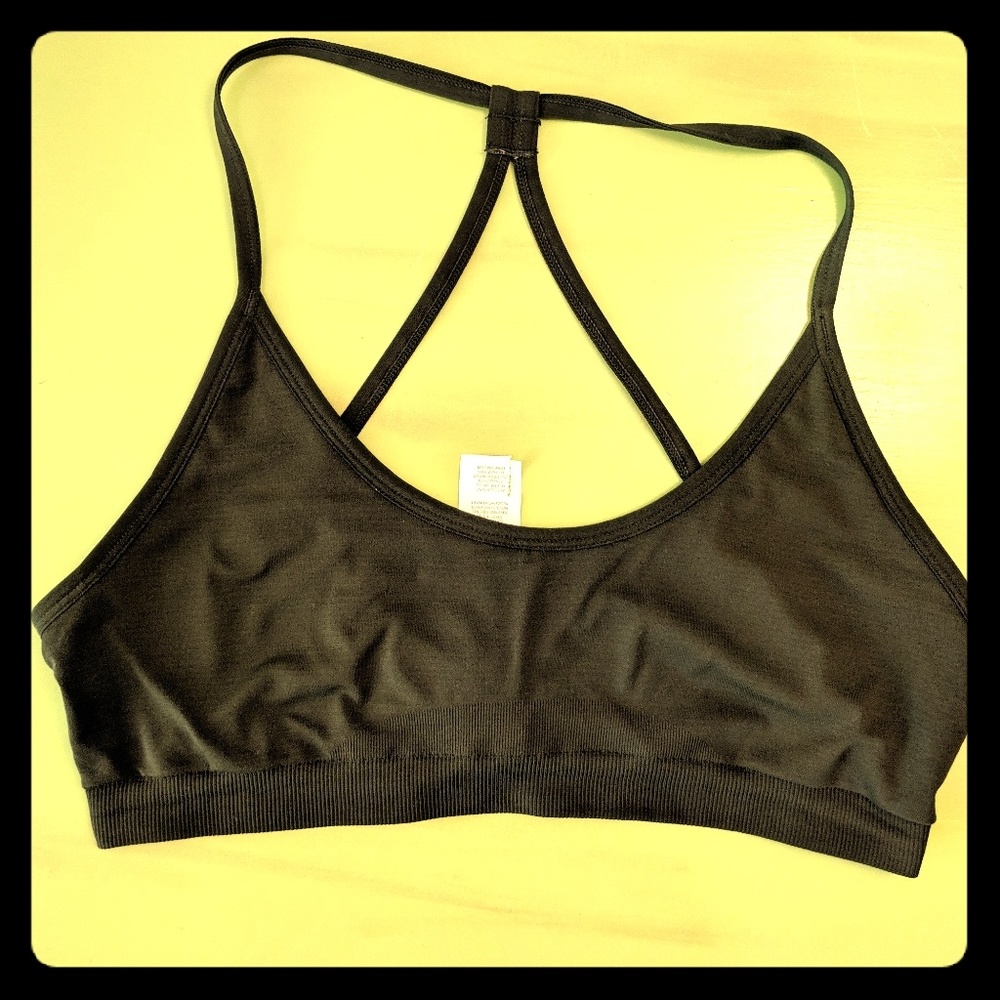 New Fabletics Ellery Seamless Sports Bra